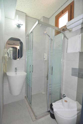 Ados Hotel Çeşme Oda fotoğraf